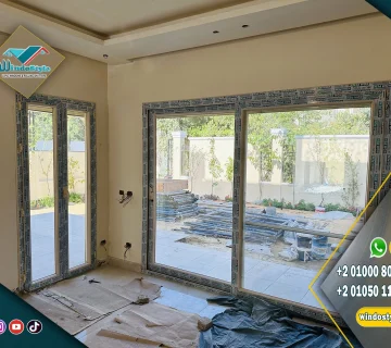 باب بي في سي من ويندوستايل بتصنيع احترافي وخامات عالية الجودة، تصميم عملي وعمر افتراضي طويل، مناسب للمنازل والشركات مع تشطيب أنيق يدوم 